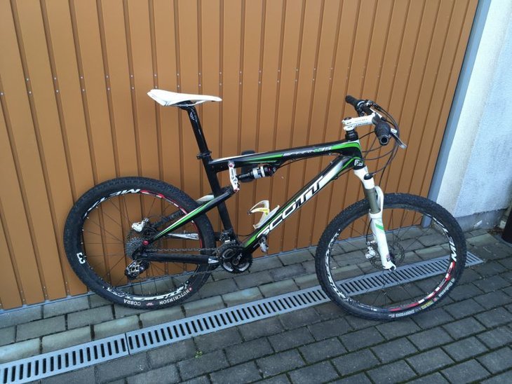 scott spark 35 carbon