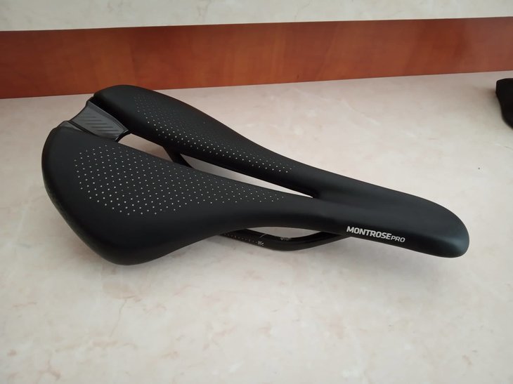 bontrager montrose comp zadel