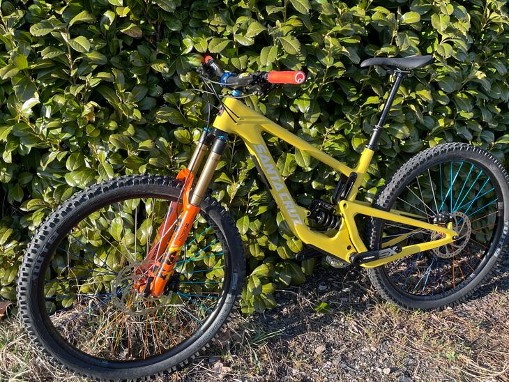 santa cruz megatower carbon cc