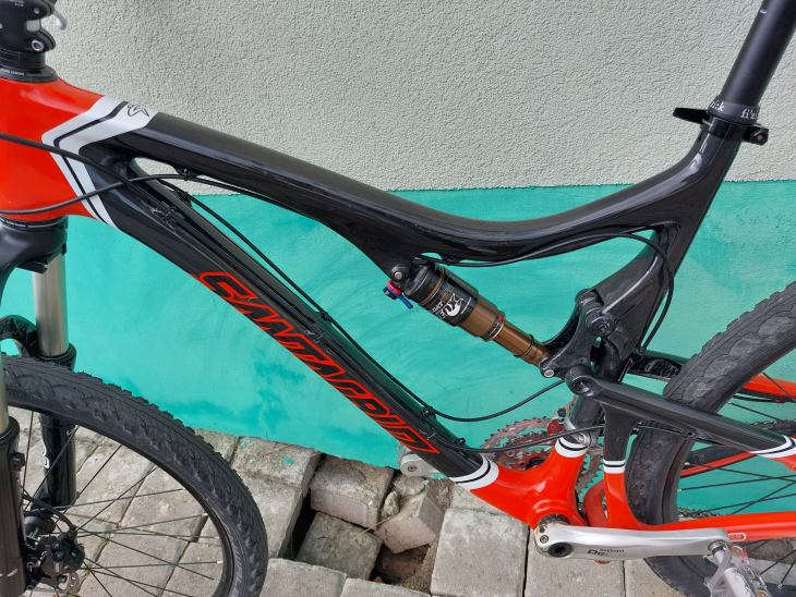 specialized status 2012