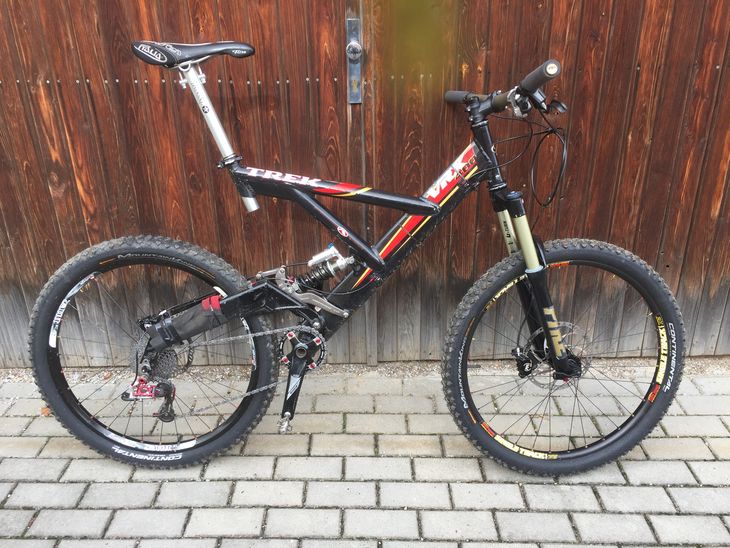 trek vrx dh bike